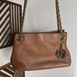 Michael Kors Jet Set Chain