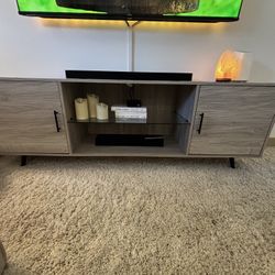 MCM Tv stand 