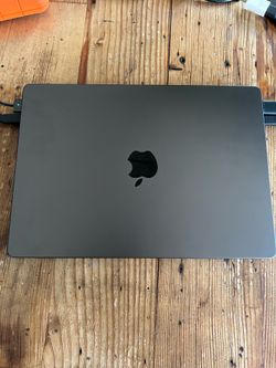 14" MacBook Pro, M3 Pro, 18gb RAM, 512gb SSD