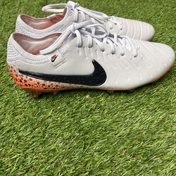 Nike Tiempo Legend 10 Elite Soccer Cleats