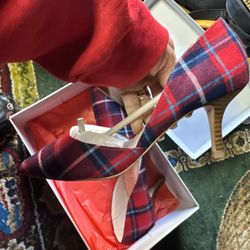 ShoeDazzle Josie plaid red/blue multi-color fabric pumps