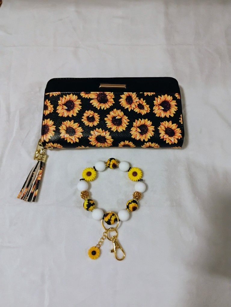wallet and wristlet keychain