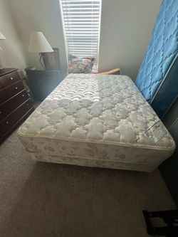 Full size bed set