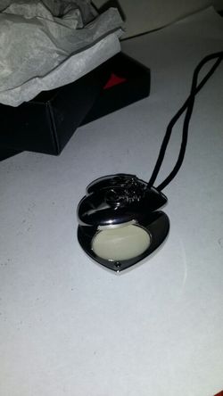 Outspoken by Fergle Perfume solid necklace