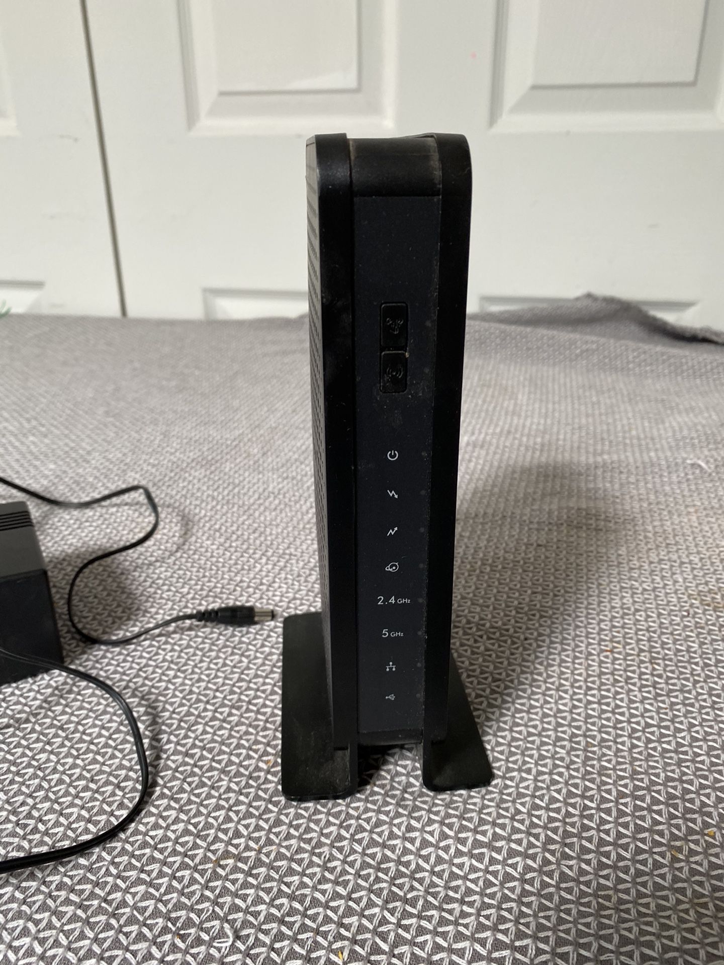 Netgear c3700 router and modem