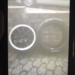Ford Mustang rim and tire