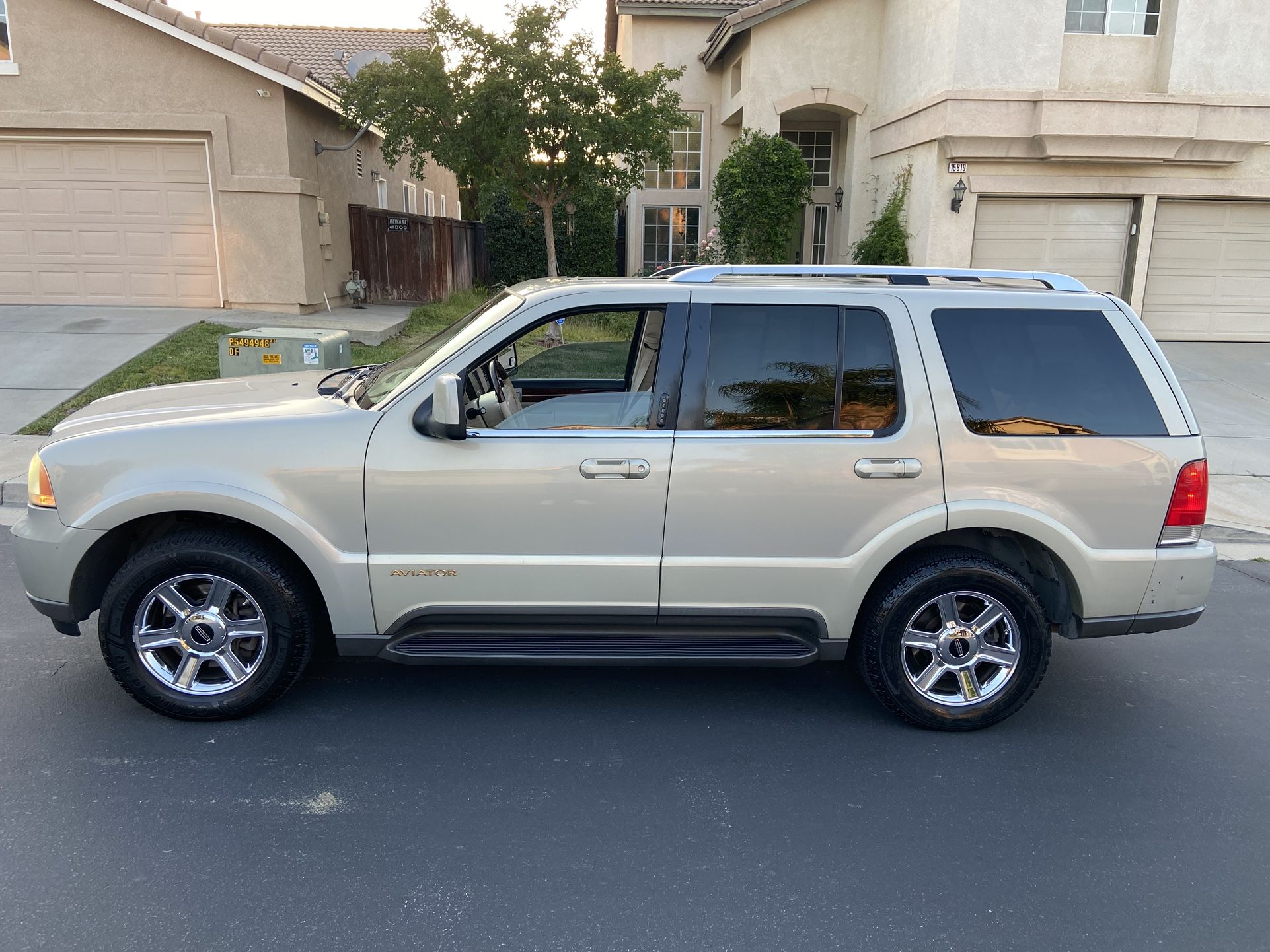 Lincoln Aviator