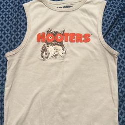 Modern Hooters Logo Crop Tank Top 