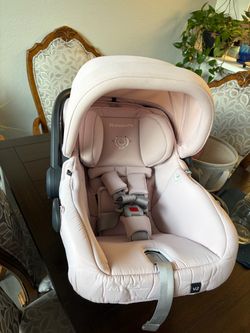 UPPAbaby MESA V2 Infant Car Seat