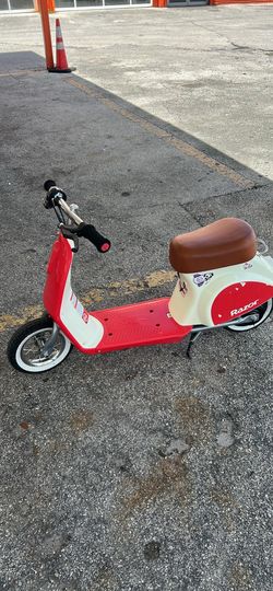 Kids Razor Euro Style Electric Scooter