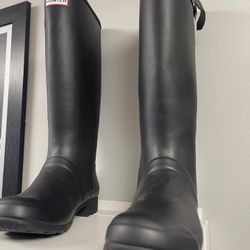 Hunter Boots sizes 8