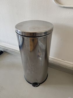 Decorative Kitchen Trash Can