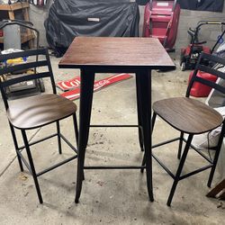 Bar Height Table And Chairs 