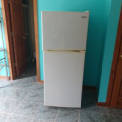 Refrigerator 395.00