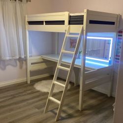 Twin Size Loft Bed With Desk & Ladder