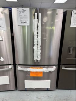 GE 27 cu.ft French door refrigerator with internal water dispenser and ice maker