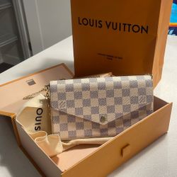 Louis Vuitton Purse