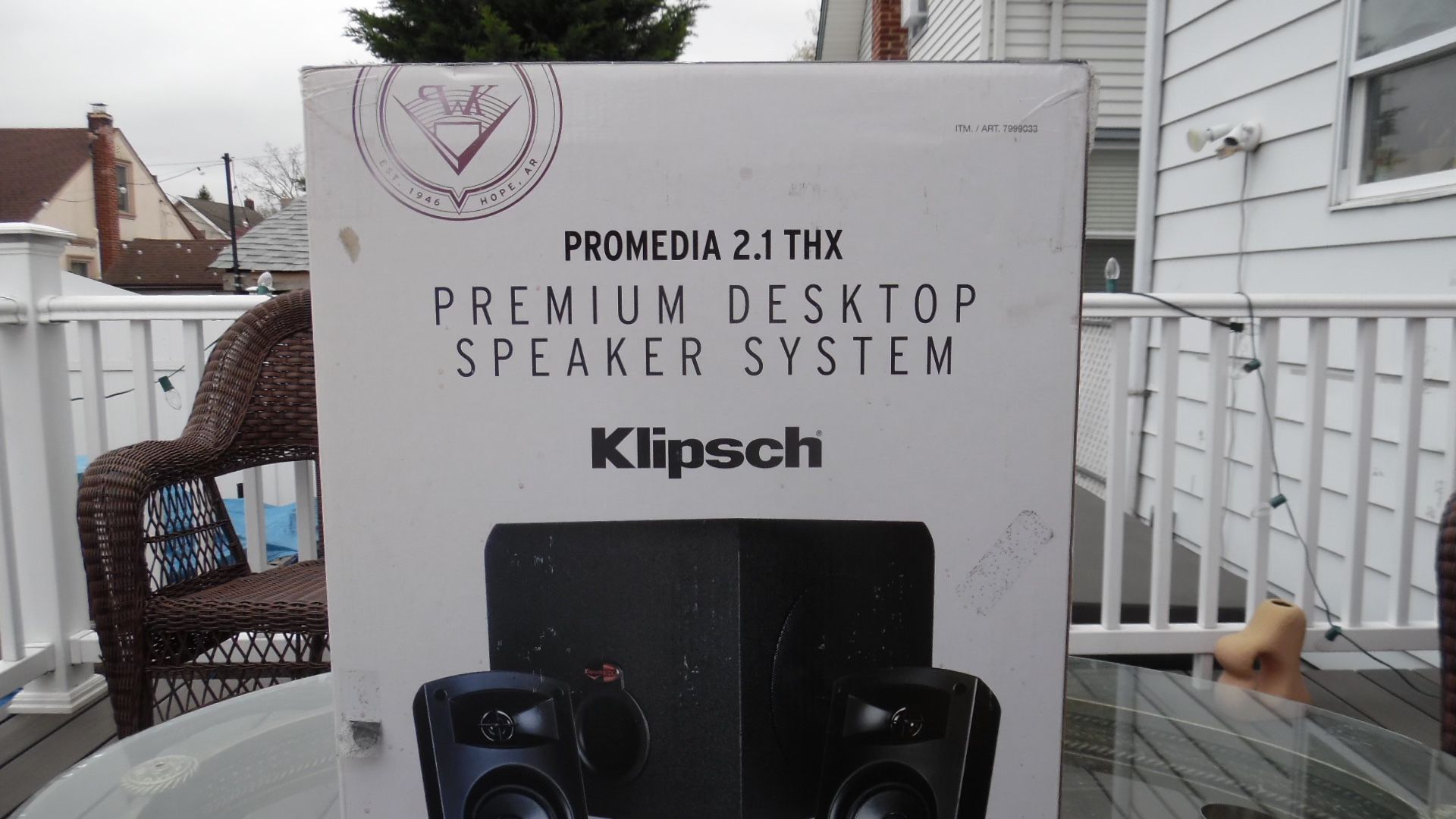 Brand New Klipsch Promedia 2.1 THX Premium Desktop Speaker Sytem