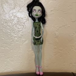 Scarah Screams Monster High Doll