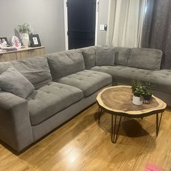 Sectional Couch 