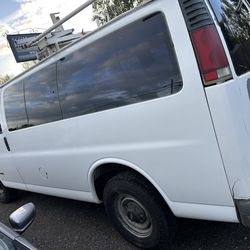 Chevrolet express 3,500