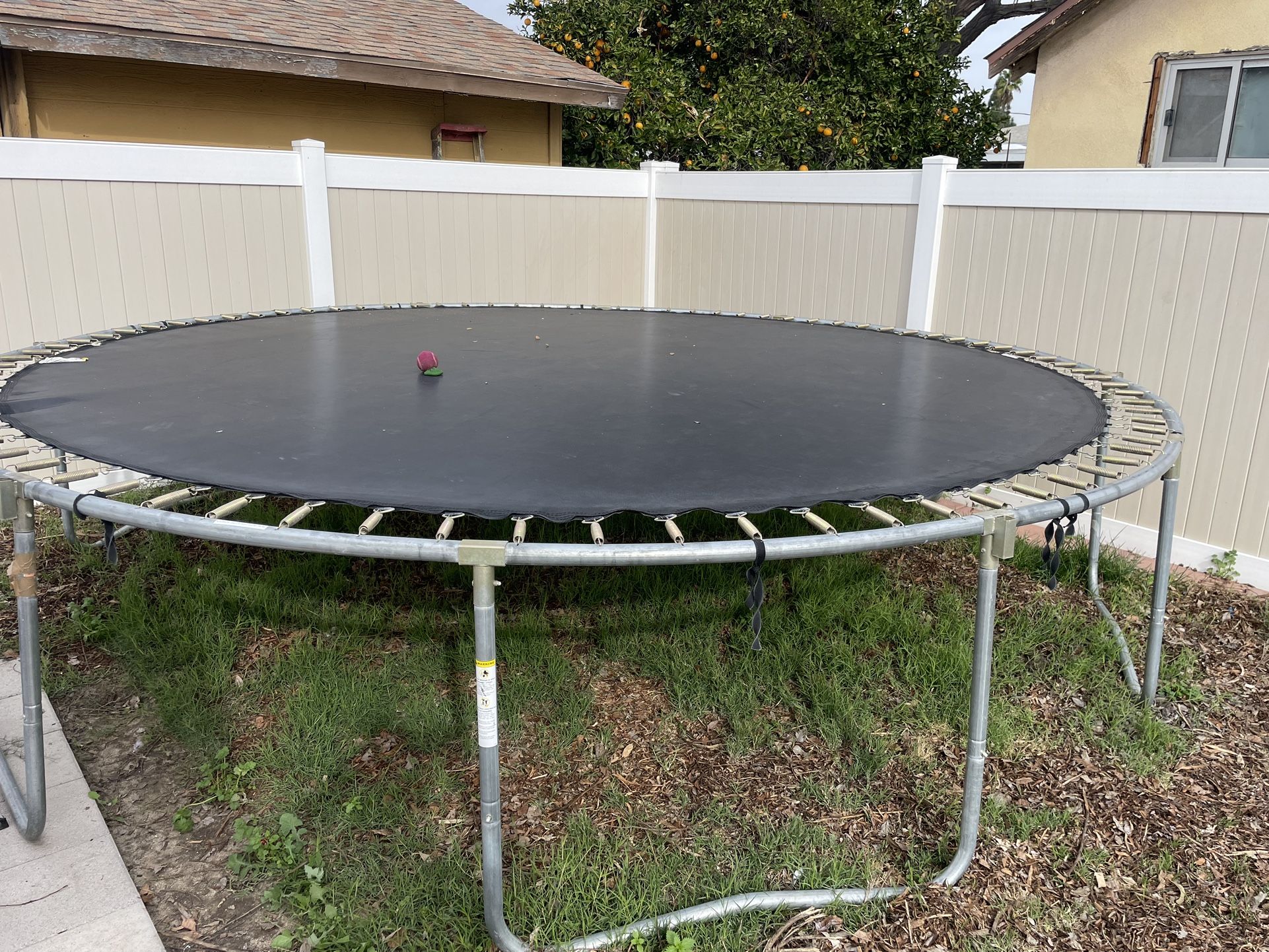 14 Foot Trampoline