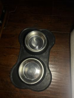 Rubber Bottom Dog Bowl - Washable & Sturdy 