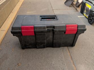 Rubbermaid Tool Box