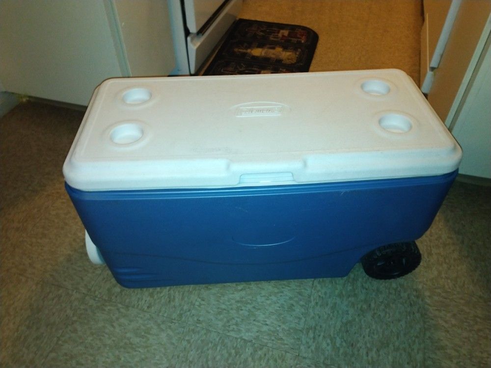 Coleman Xtreme Thermo cooler