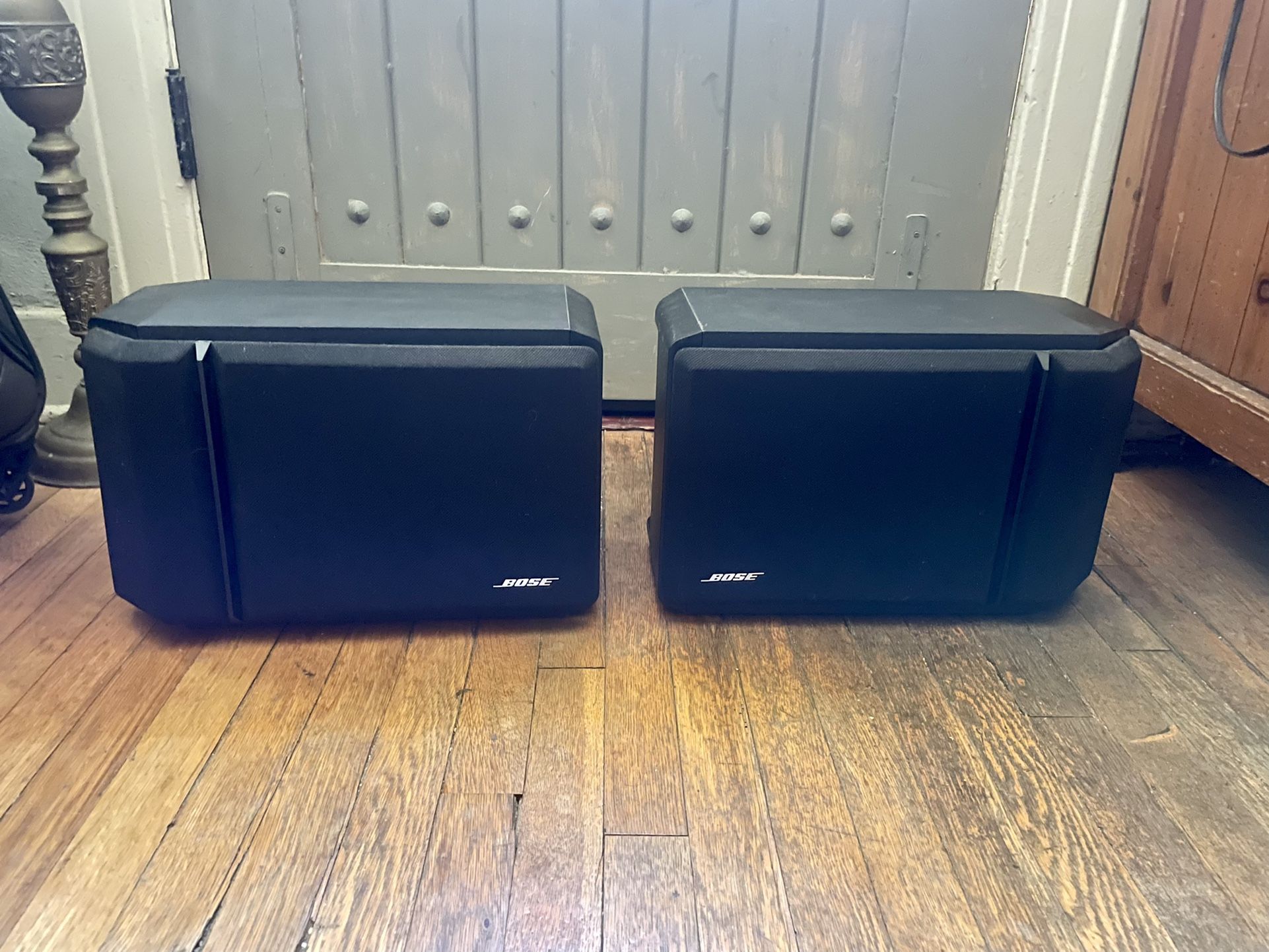 Bose 201 Series IV Direct/Reflecting Speaker System- Like New & Sounds Amazing!