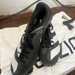 Adidas spikes