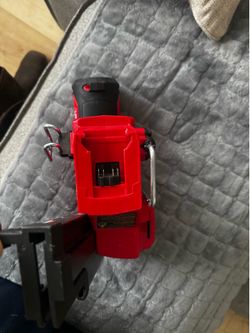 Milwaukee nail gun 21