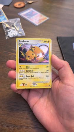 Raichu Lv.45 Pokémon Card 8/100 Holo