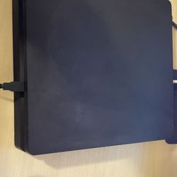 500GB PS4 SLIM