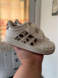 Adidas Grand Court Leopard Print Baby/Toddler Sneakers!