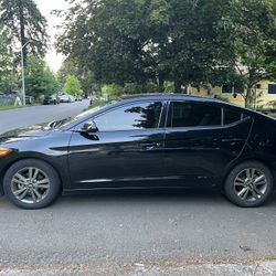 2018 Hyundai Elantra