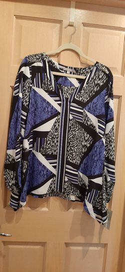 NY Collection Sky Blizzard 
Women Top Size Medium
