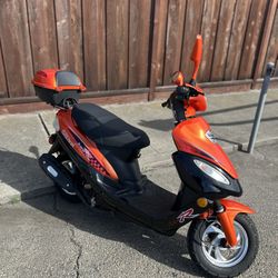2022 Vitacci Type R 50cc Moped Scooter 