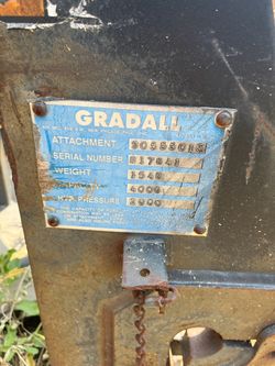 Attachment Gradall