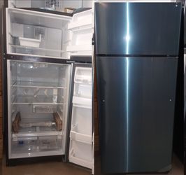 GE Refrigerator Stailess steel