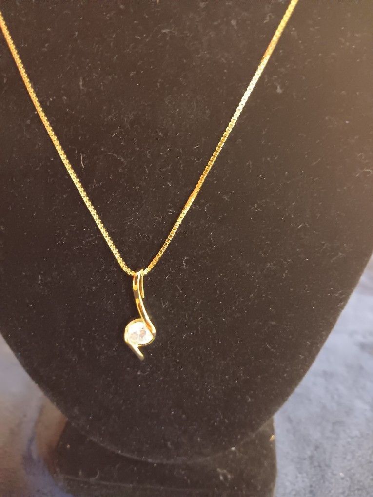 1 Carat Moissanite Pendant With 18k Gold Plating