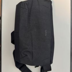 Bellroy Venture Sling. Black. 9L