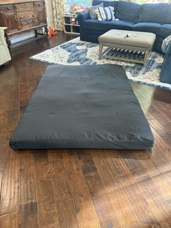 Full Size Sleeping Mat 5” Pad With Removable Cover. 