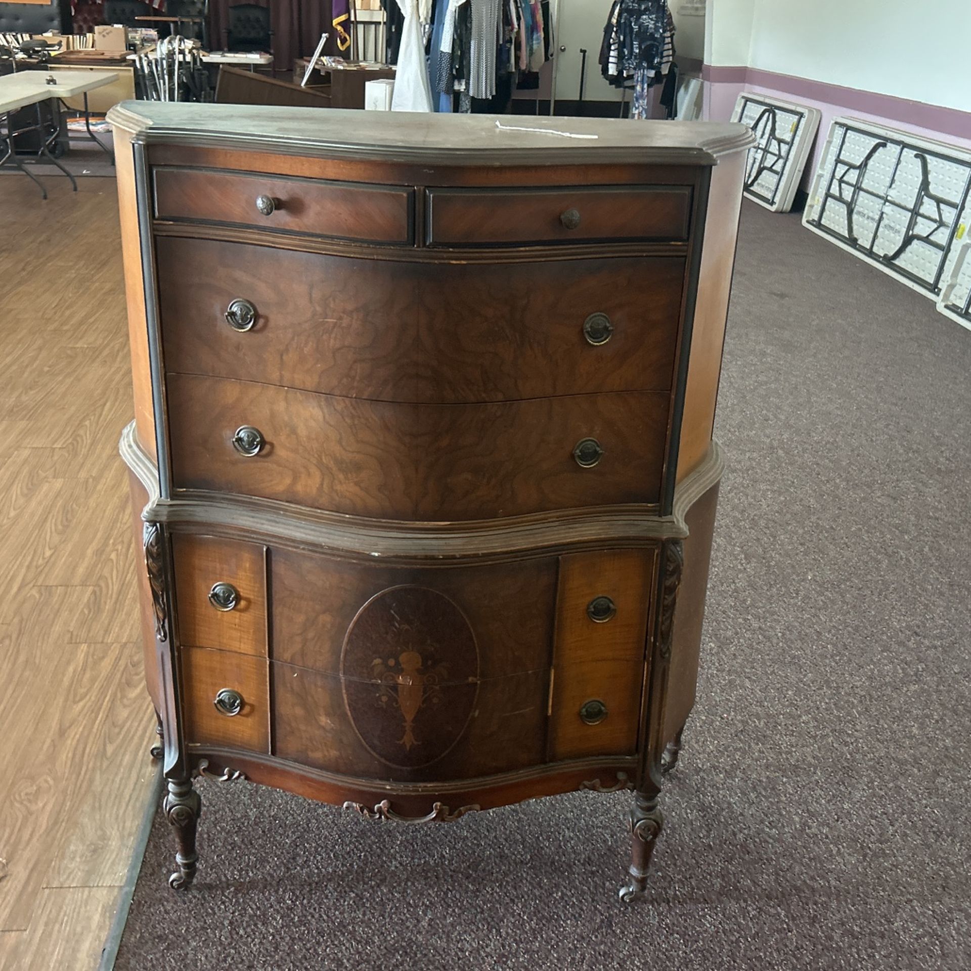 Antiques Dresser