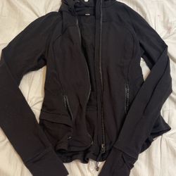 Lululemon black jacket 
