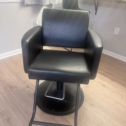 Stylist chair / Hairdresser Chair