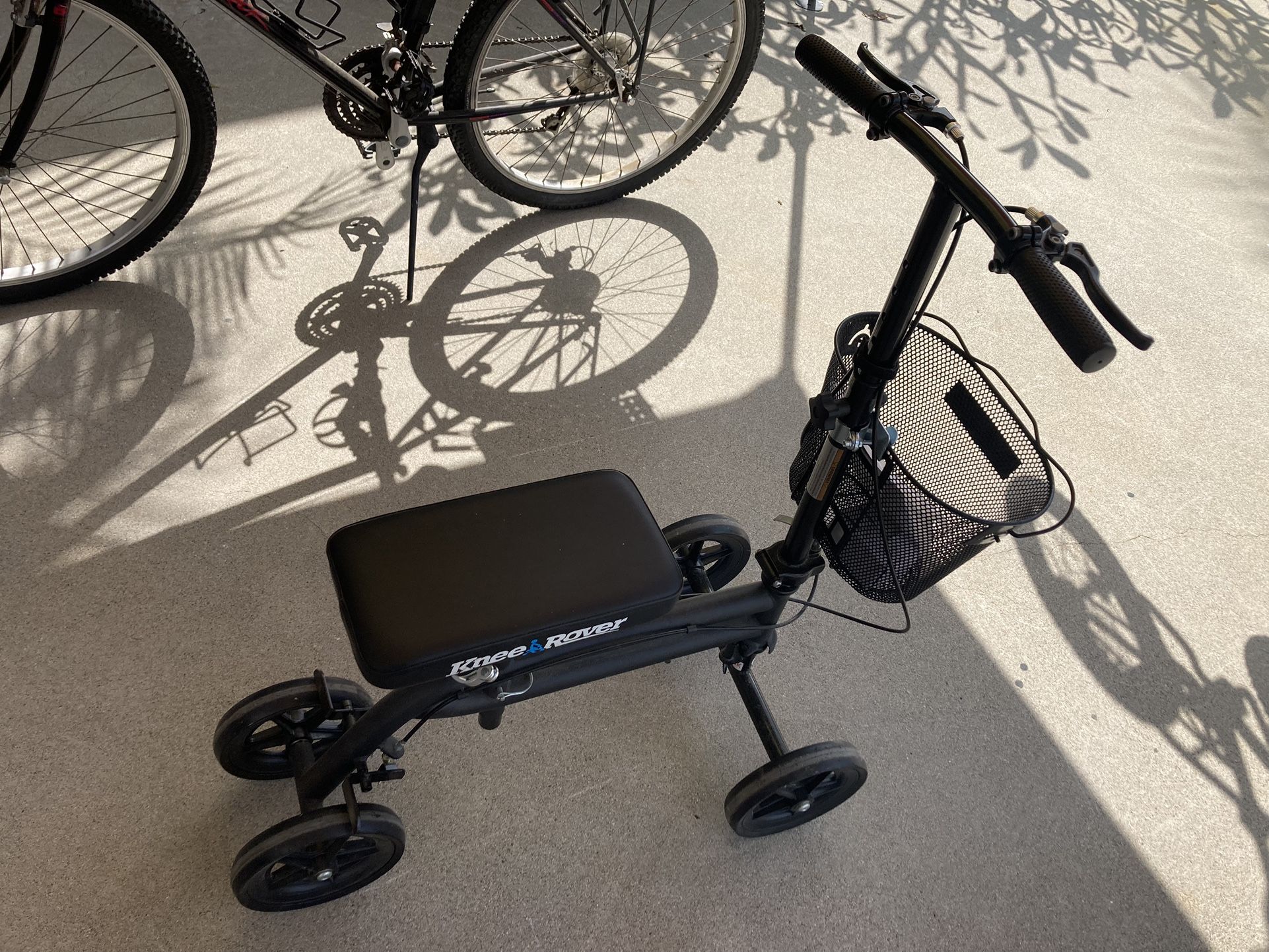 Knee Rover With Basket for Sale in Huntington Beach, CA - OfferUp