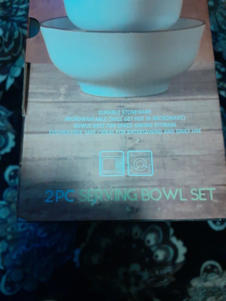 Serving Bowl Set NEW