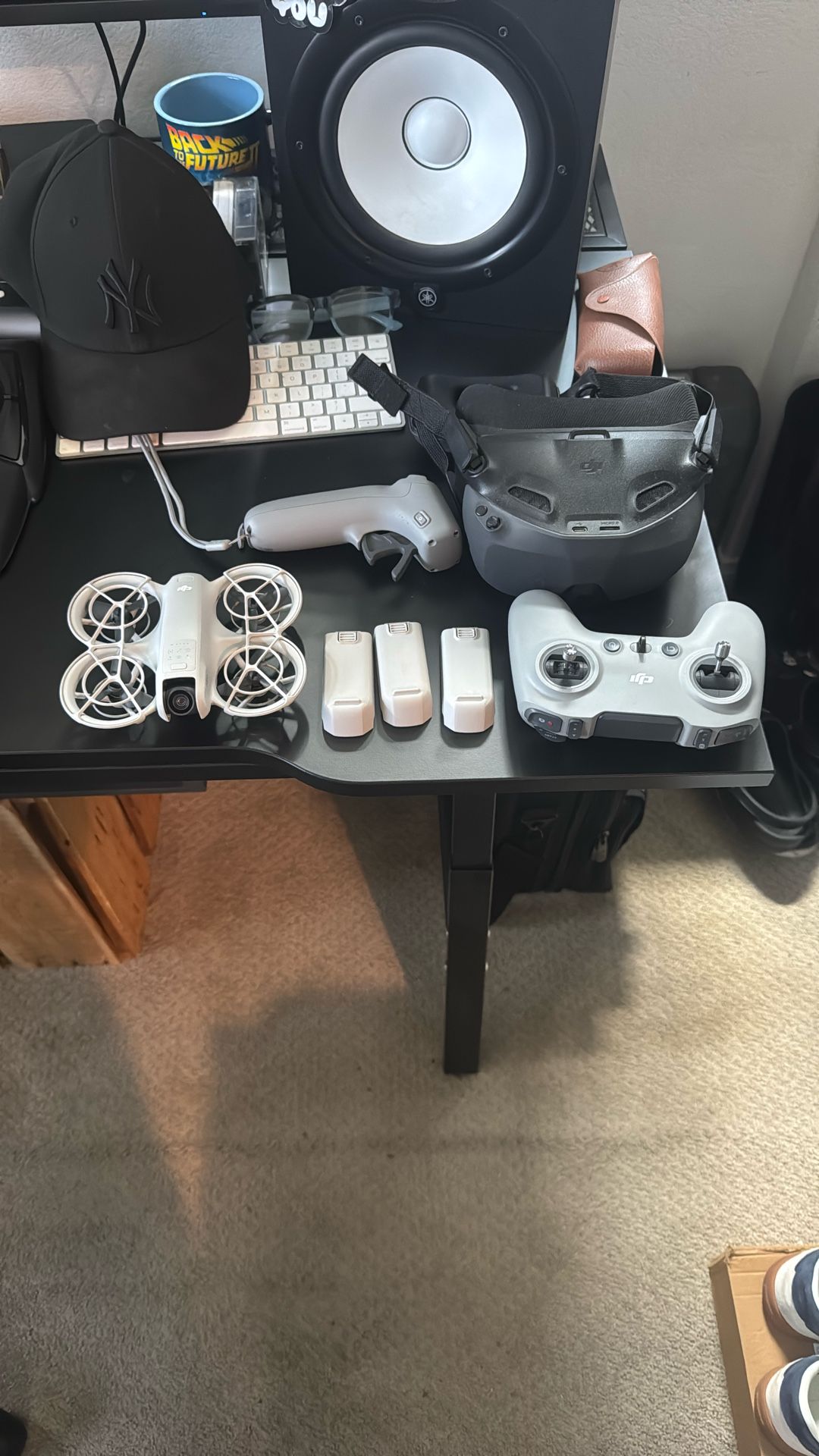 DJI NEO with Googles Controller And Extra Batteries