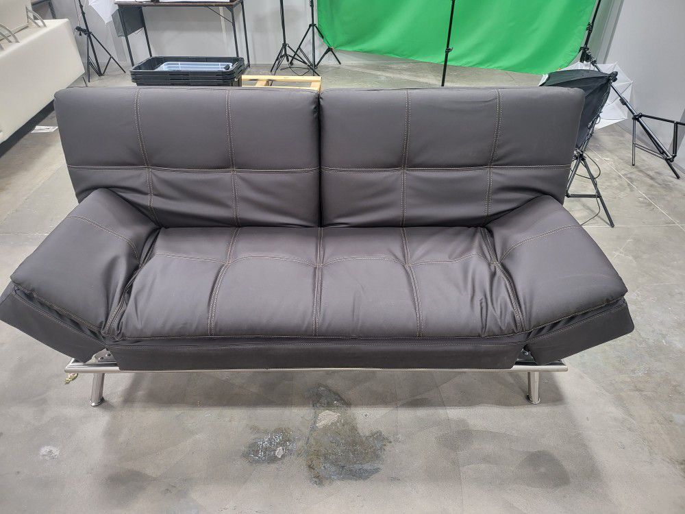 Leather Ravenna Relax-A-Lounger Euro Lounger/Futon Wit Usb and Power Outlet

Costco Retail $749 (Costco Item) Great Quality